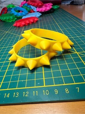 NovocentoNovantanove silicone spiked bracelets 2 pack